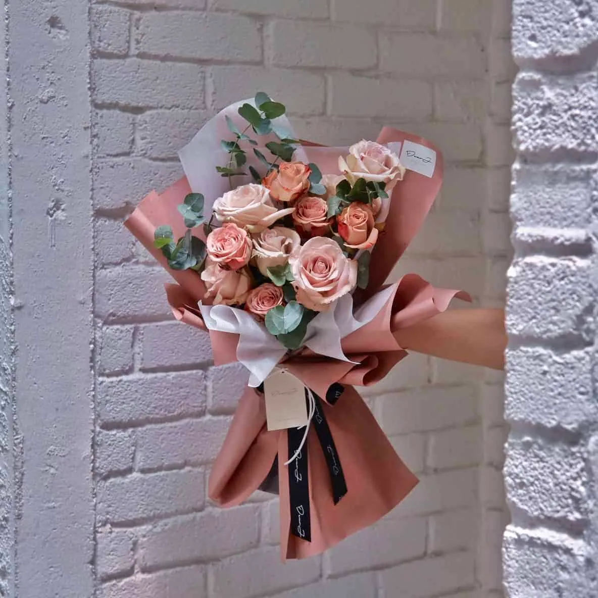 Quicksand Mix Cappuccino Roses Bouquet