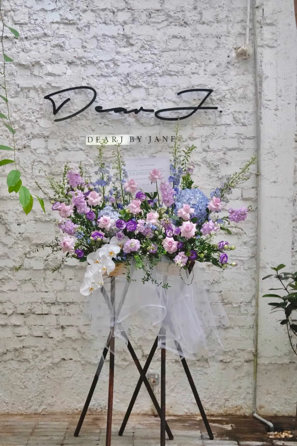 Deluxe Purple & Blue Themed Flower Stand 1