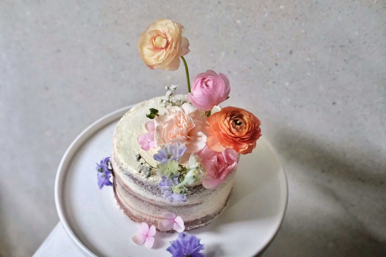 6" Naked Flower Cake 1