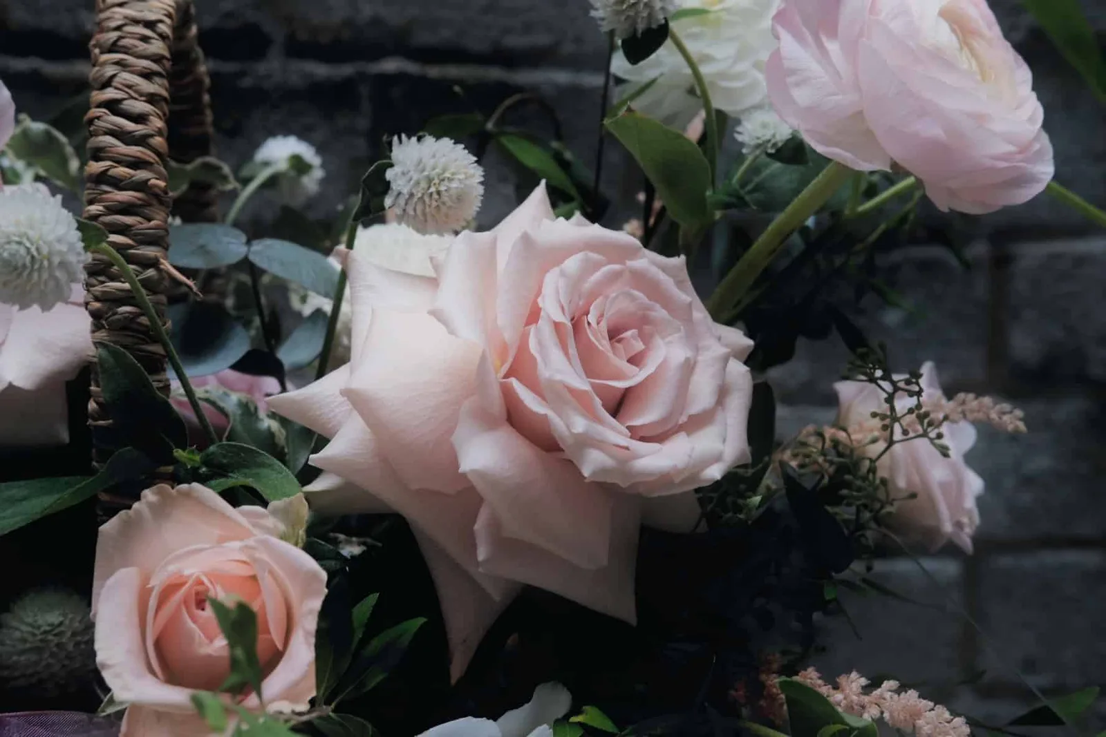 Elegant Style Flower Basket 3