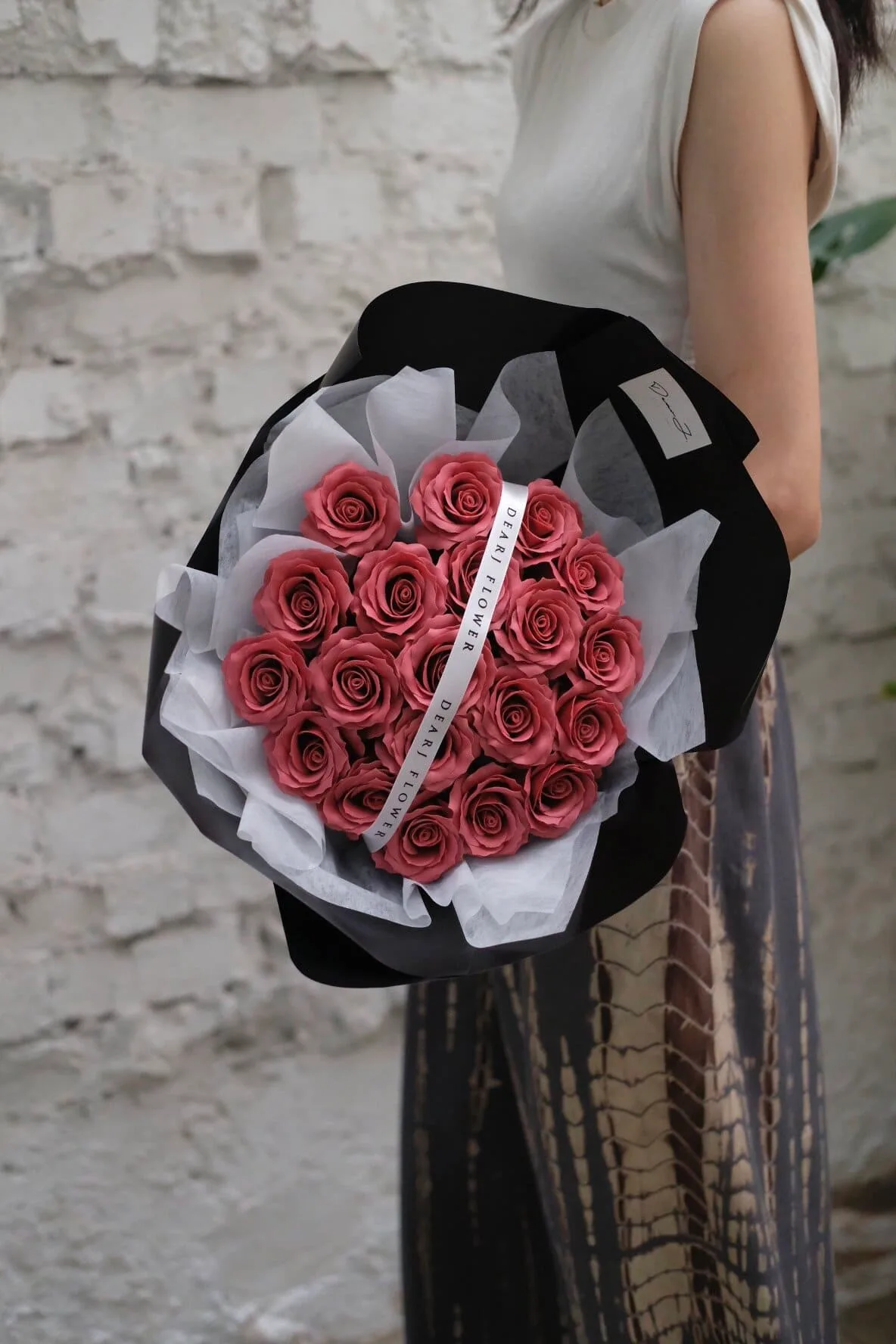 Classic Rouge Soap Flower Bouquet 1